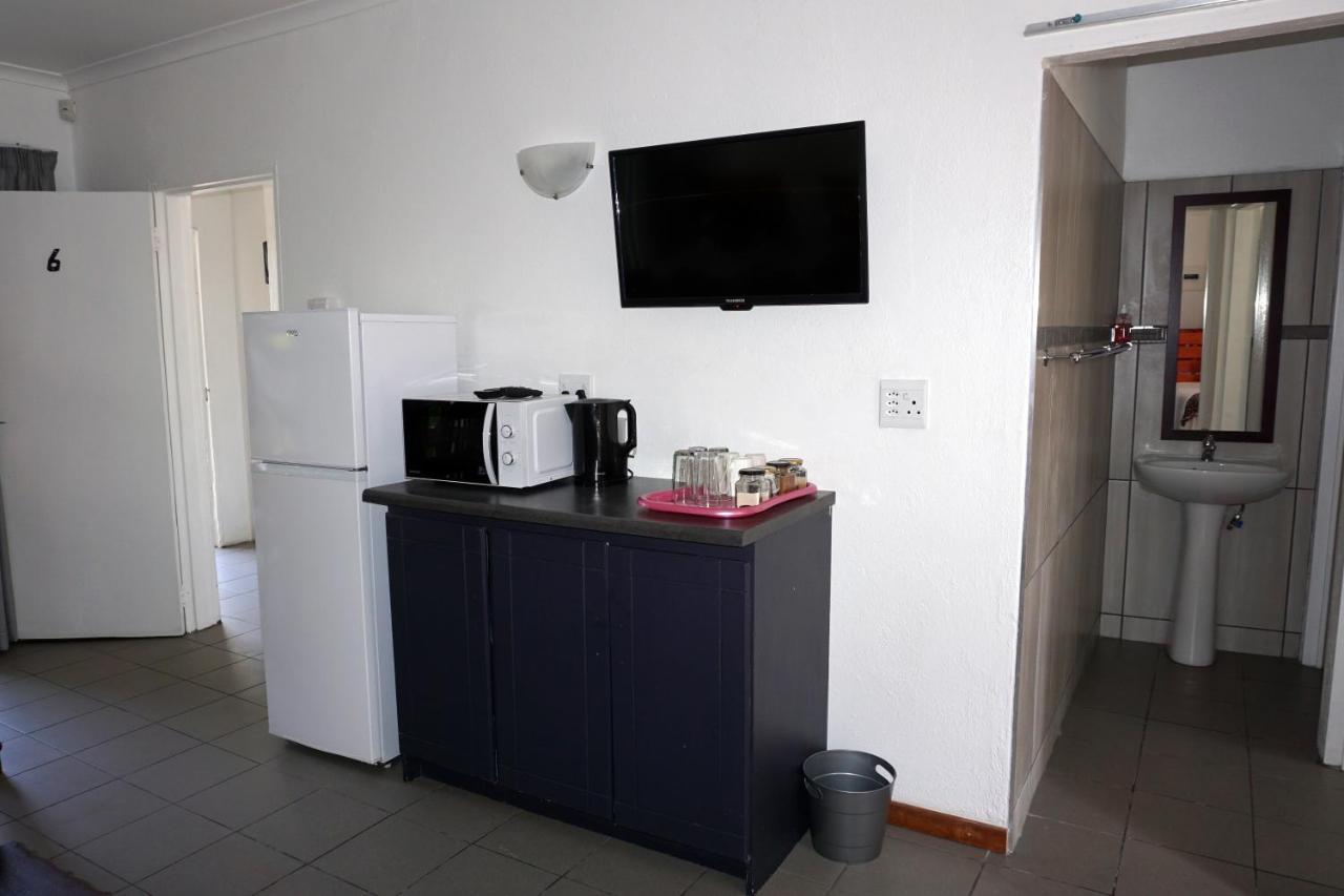 Sheba Rock Guesthouse Mbombela Exteriör bild
